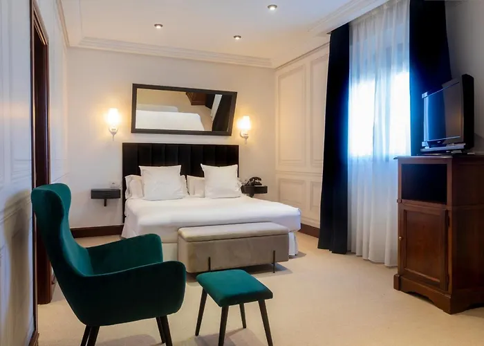 & Arzuaga (adults Only)