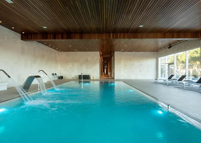 & Arzuaga (adults Only)